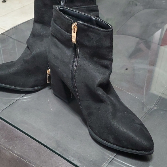 Ankel boots - Picture 2 of 4